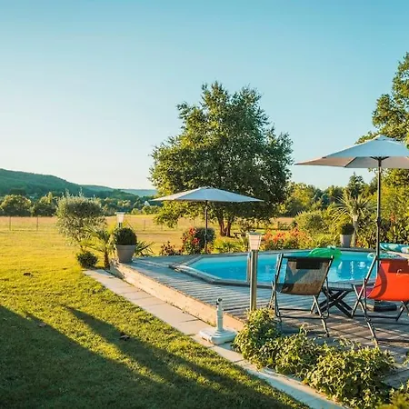 Holiday home Ideale Pour 6 Vacanciers En Perigord Noir Castelnaud La Chapelle