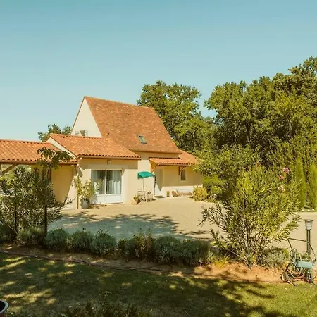 Ideale Pour 6 Vacanciers En Perigord Noir Holiday home