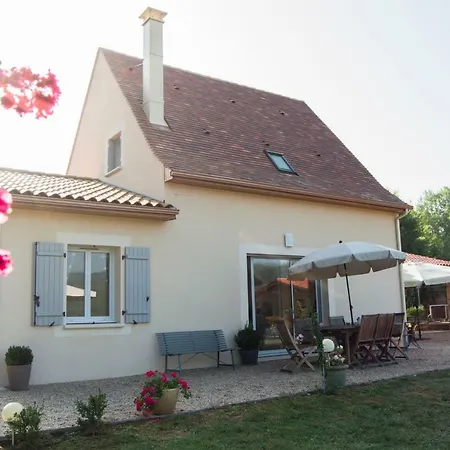 Ideale Pour 6 Vacanciers En Perigord Noir Holiday home *